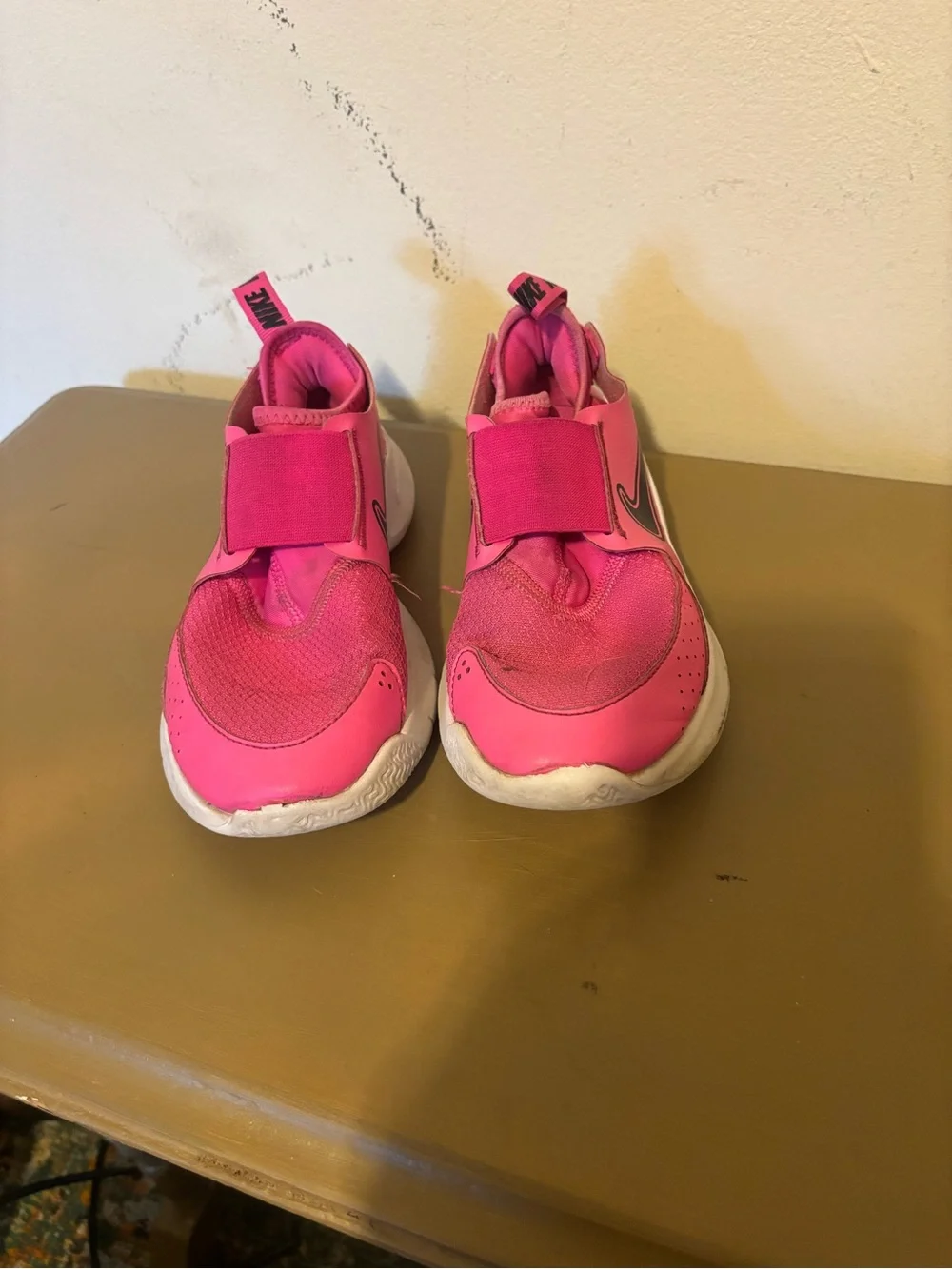 Nike Kids Slip-On Sneakers in Bright Pink